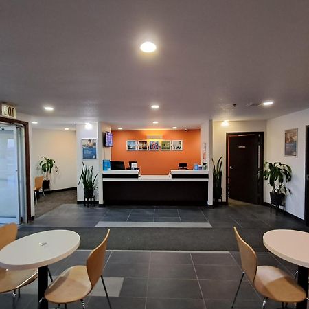 Motel 6-Regina, Sk Exterior photo