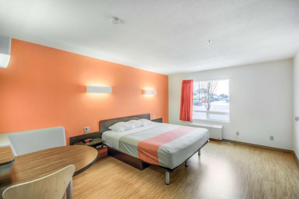 Motel 6-Regina, Sk Exterior photo