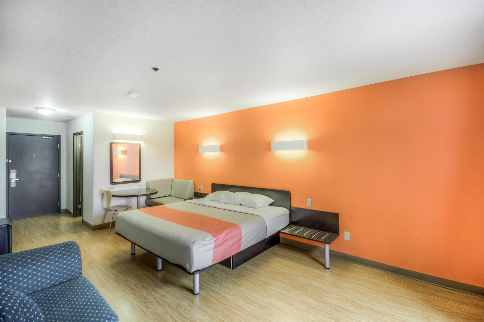 Motel 6-Regina, Sk Exterior photo