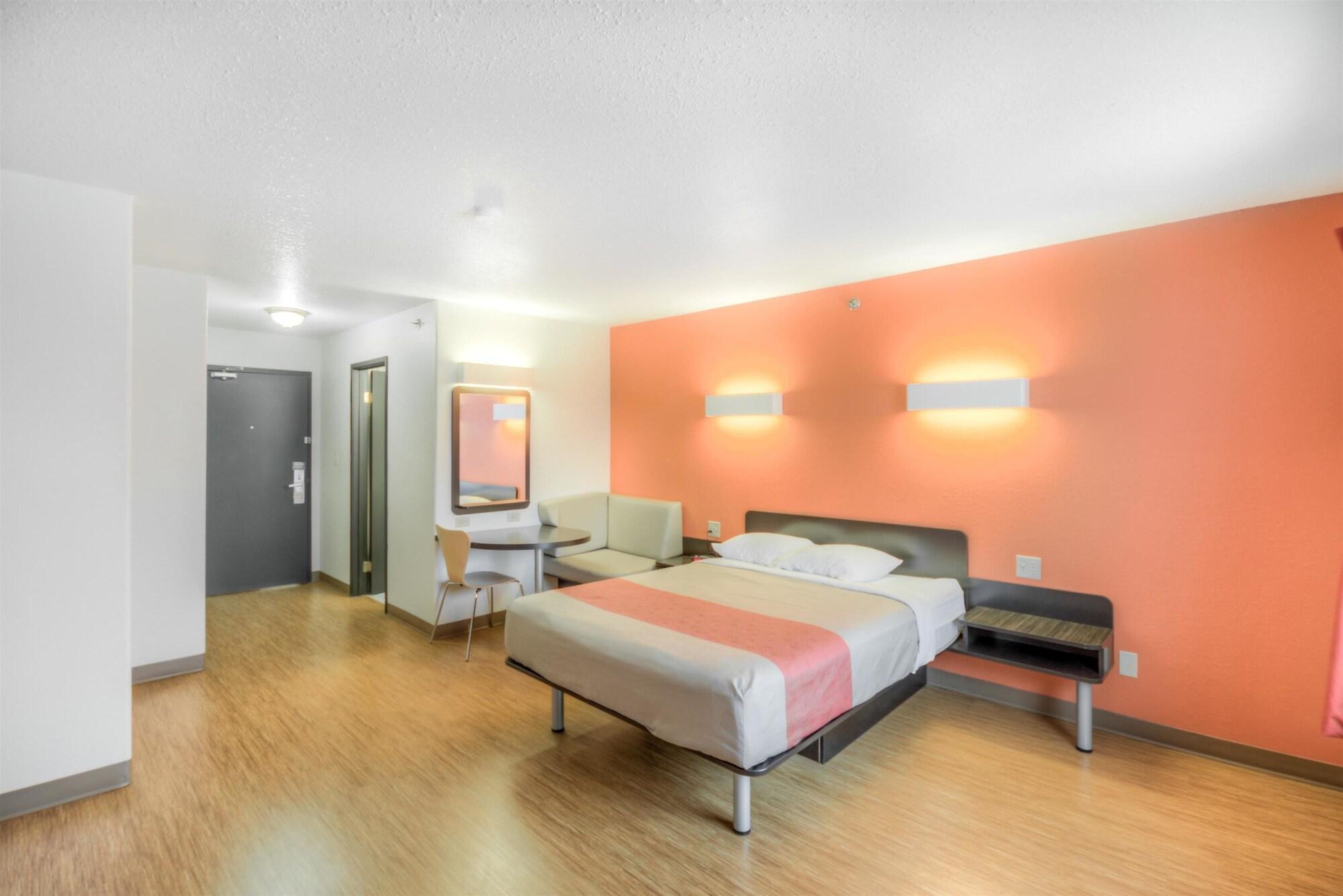 Motel 6-Regina, Sk Exterior photo