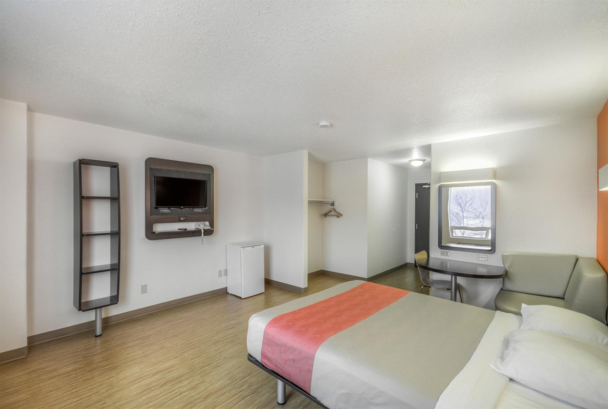 Motel 6-Regina, Sk Exterior photo