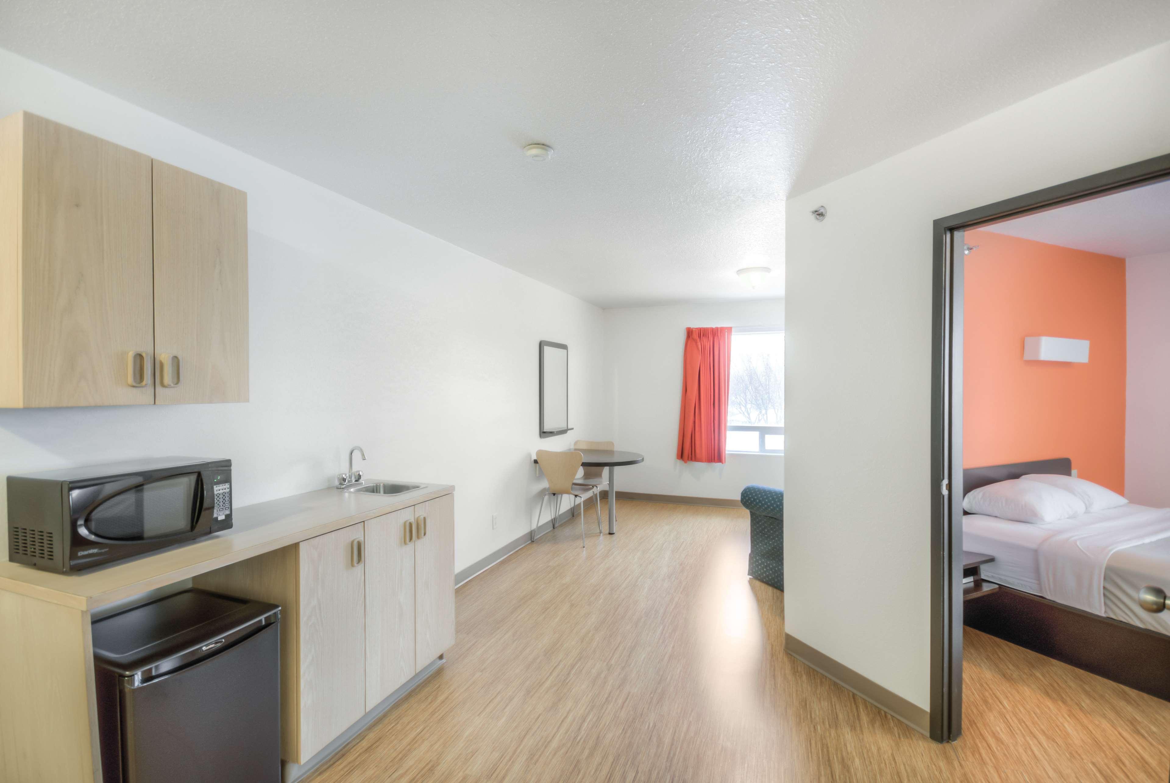 Motel 6-Regina, Sk Exterior photo