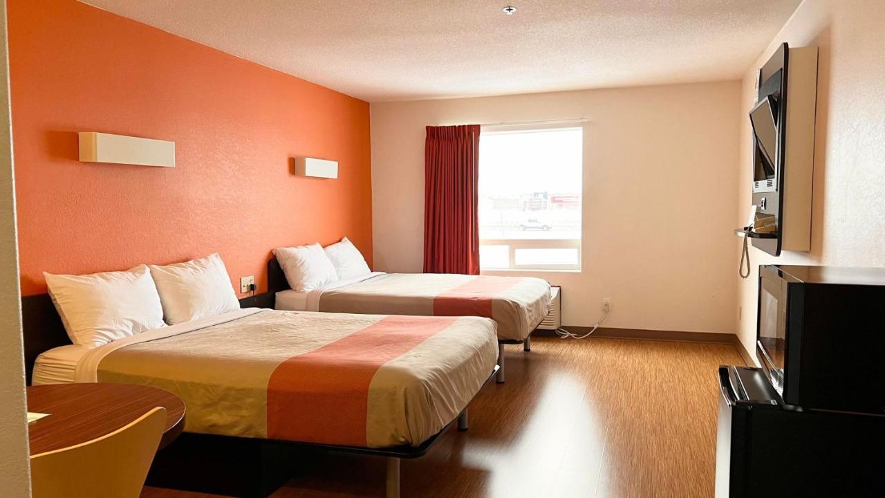 Motel 6-Regina, Sk Exterior photo