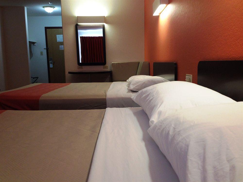 Motel 6-Regina, Sk Exterior photo