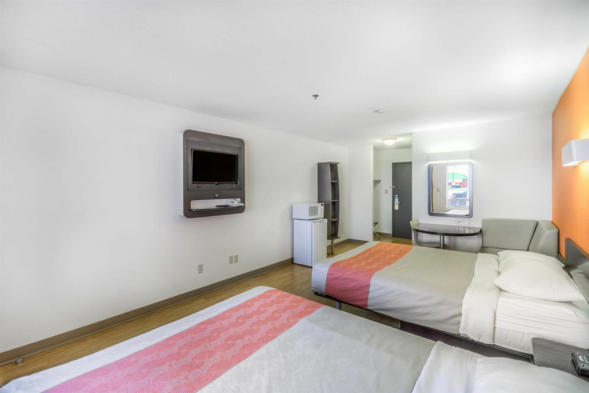 Motel 6-Regina, Sk Exterior photo